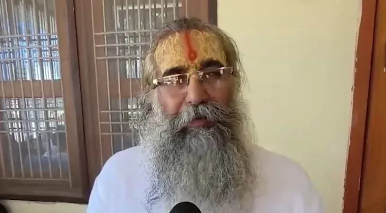 राम मंदिर चढ़ावा चोरी: महंत दिनेन्द्र दास बोले — दोषियों को मिले फांसी, SIT जांच जारी