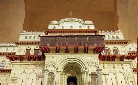 रामनगरी का भव्य मंदिर, माता कैकेयी ने मुंह दिखाई में जनकनंदिनी को दिया महल, विश्वकर्मा देव ने किया था निर्माण