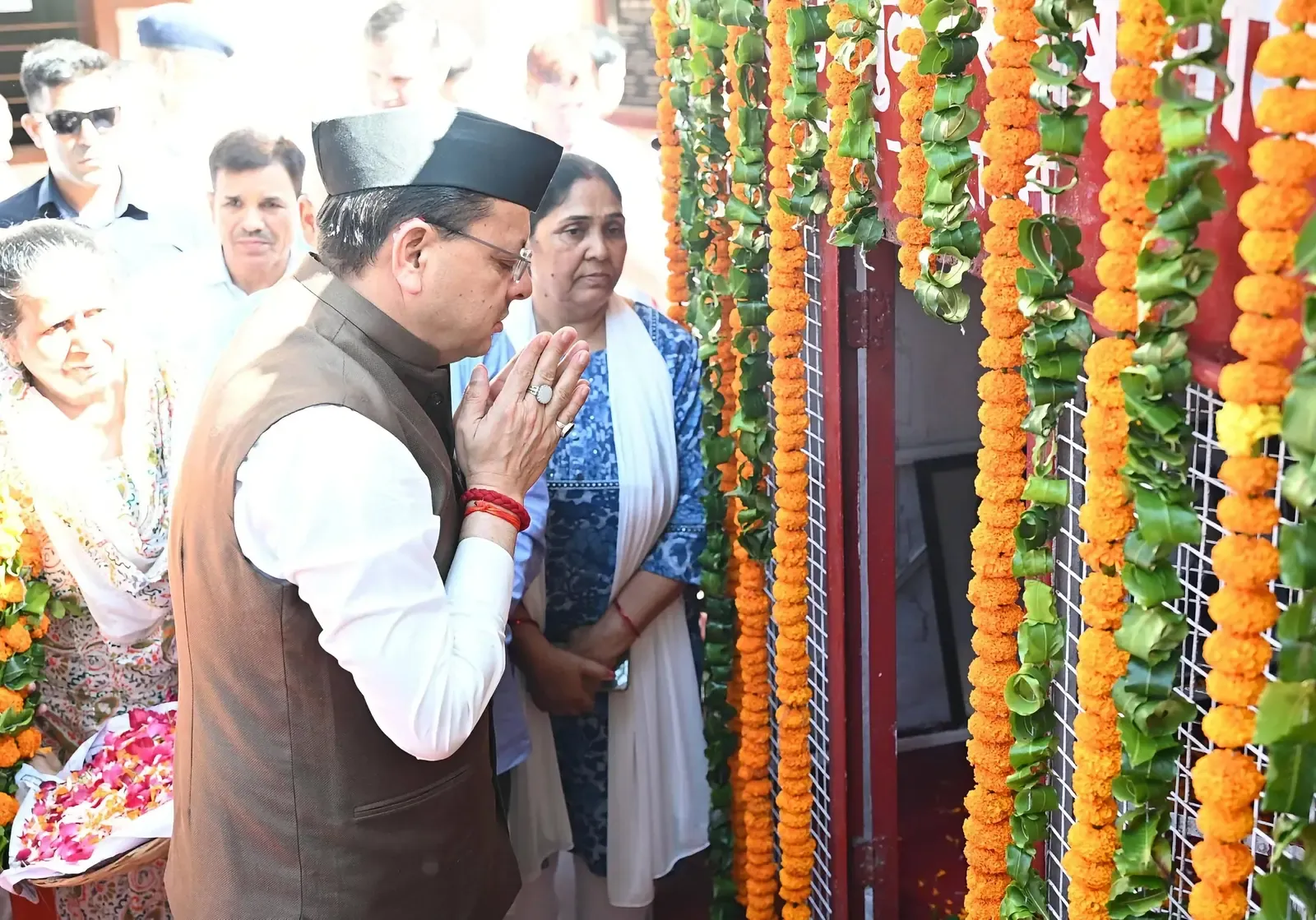 रामपुर तिराहा गोलीकांड बरसी: CM धामी ने शहीद स्मारक पर दी श्रद्धांजलि, बोले  'शहीदों के सपनों का उत्तराखंड बनाएंगे'