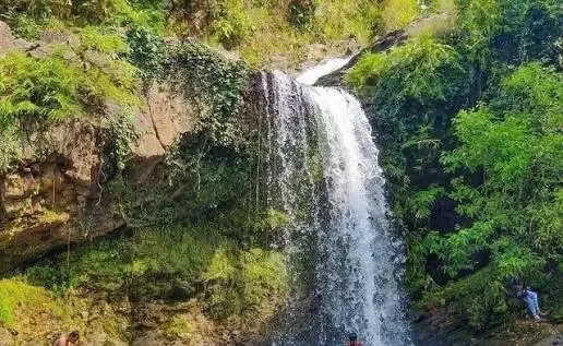 रांची के चुरनी फॉल में युवती प्रियंका कुमारी की संदिग्ध मौत, साथी रफीक अंसारी हिरासत में