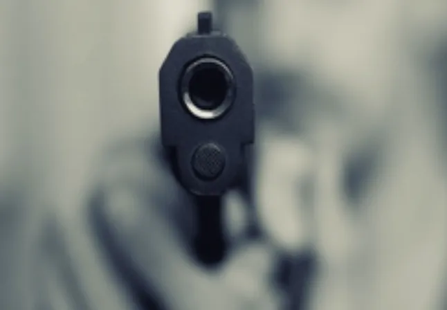 क्या रांची में जमीन विवाद के चलते आपराधिक गुटों के बीच गोलीबारी हुई?