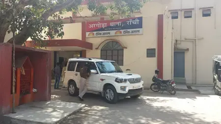 रांची में बाइक सवार बदमाशों की यात्री बस पर फायरिंग, एक गिरफ्तार; दो फरार