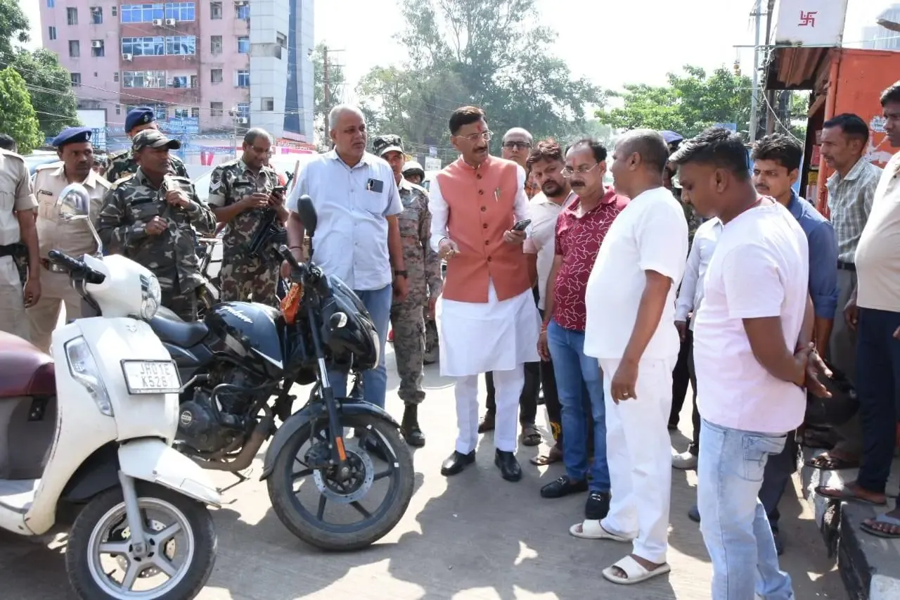 रांची में दिनदहाड़े व्यवसायी को गोली, सांसद संजय सेठ ने कानून-व्यवस्था पर उठाए गंभीर सवाल