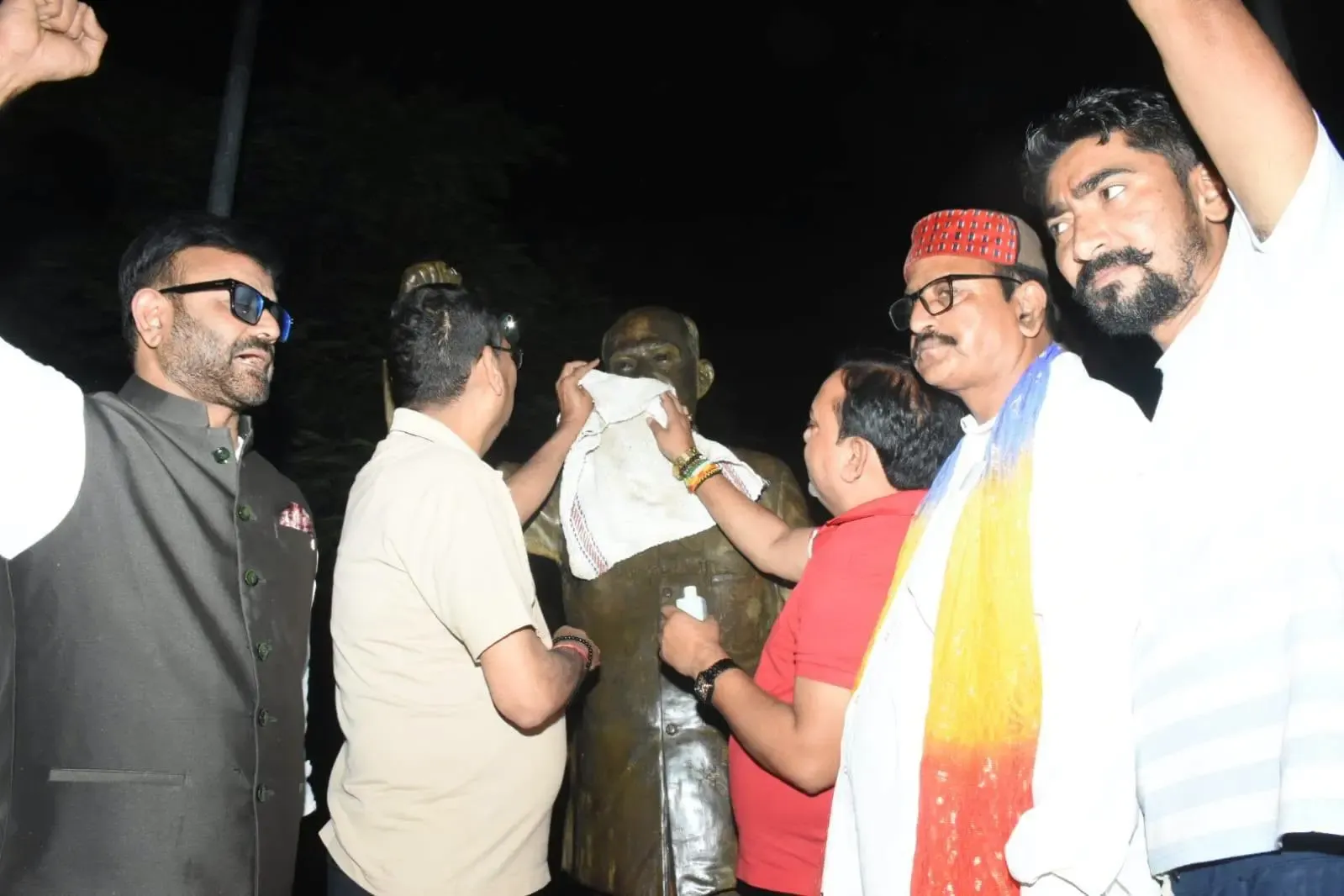 रांची: हरमू पार्क में डॉ श्यामा प्रसाद मुखर्जी की प्रतिमा पर कालिख पोतने वाला 17 वर्षीय किशोर गिरफ्तार