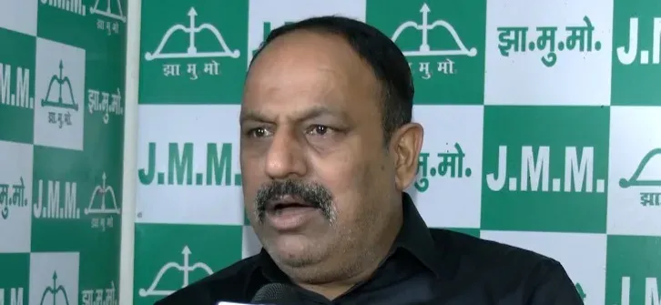 रांची विधानसभा मार्च: JMM का दावा — छात्रों पर बल प्रयोग नहीं, BJP पर राजनीति का आरोप