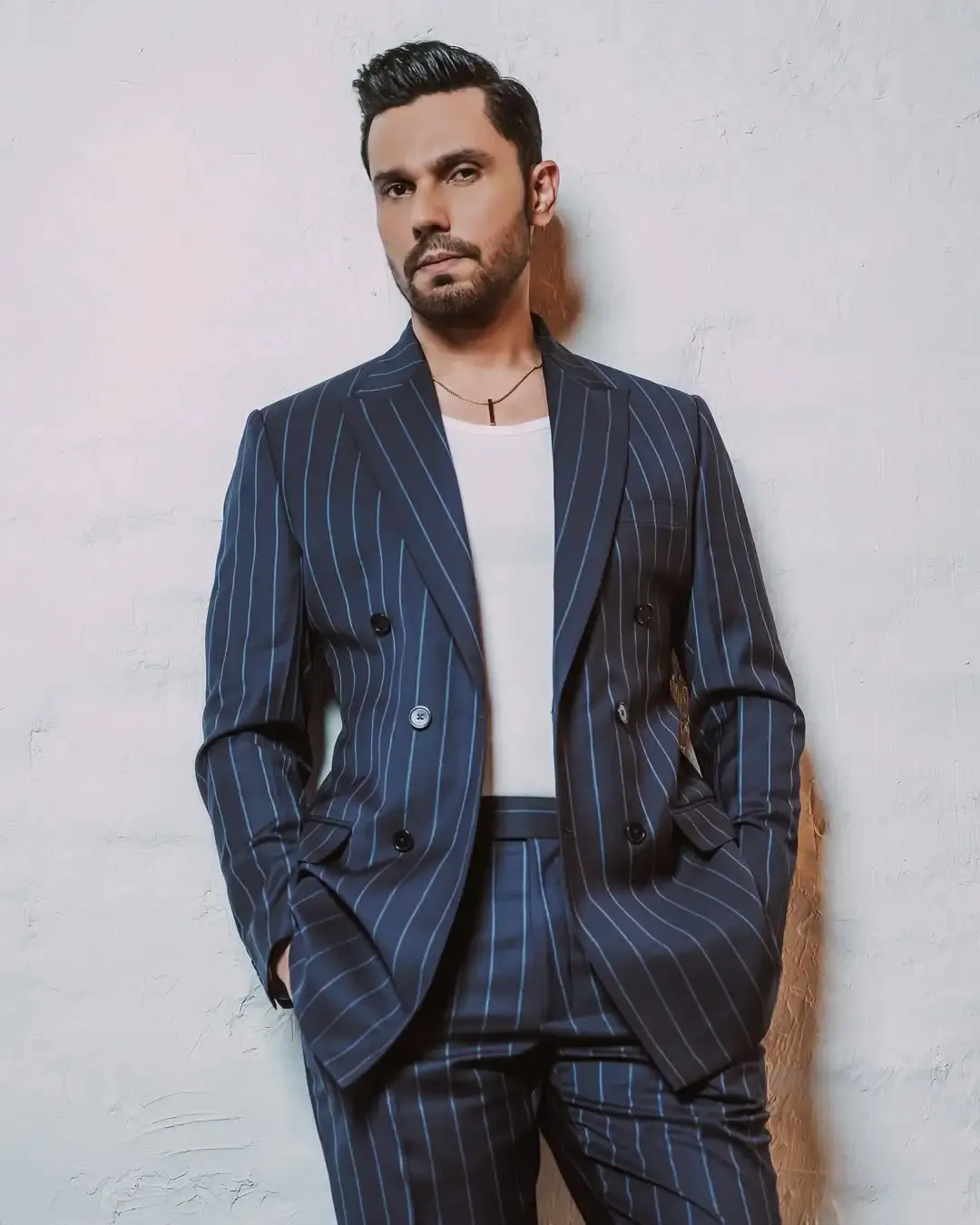 How Did Randeep Hooda Honor Veer Savarkar on His 142nd Birth Anniversary?