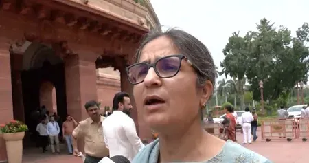 रंजीत रंजन का आरोप: सरकार चर्चा से भाग रही है, अमरा राम ने पुलिस कार्रवाई पर साधा निशाना