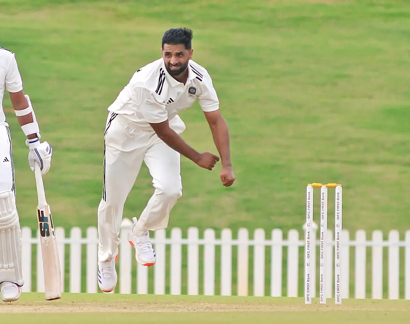 Karnataka's Steady Progress: 35/1 at Lunch on Day 3 of Ranji Trophy Final