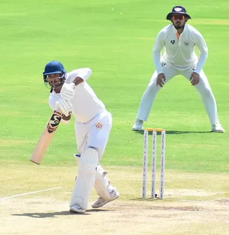 Ranji Trophy Final: Mayank Agarwal's Resilience Leads Karnataka to 144/4 at Tea on Day 3