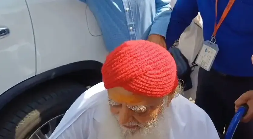 Asaram, Convicted Rapist on Bail Until March 31, Arrives in Jodhpur from Indore