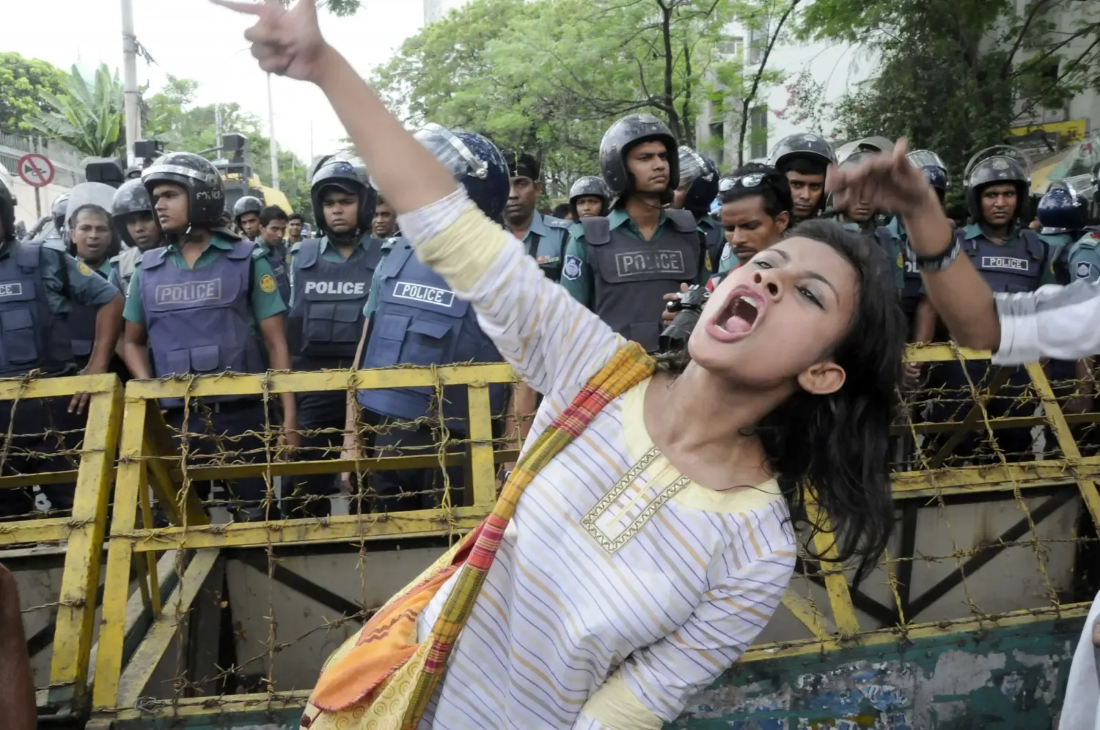 Bangladesh human rights crisis: 783 women, 733 children abused in Q3 2026