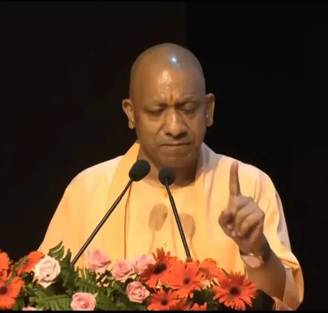 यूपी में राशन वितरण से बिचौलिए बाहर: सीएम योगी ने गिनाए ई-पॉस व्यवस्था के फायदे, ₹500 करोड़ से बनेंगे अन्नपूर्णा भवन