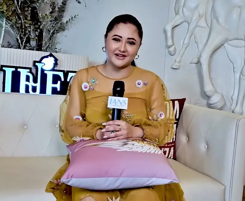 Rashmi Desai Expresses Desire to Collaborate with Esteemed Directors