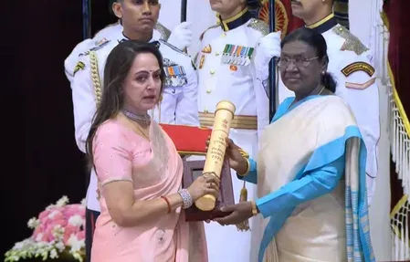 पद्म पुरस्कार 2026: रोहित शर्मा पद्मश्री, धर्मेंद्र को मरणोपरांत पद्म विभूषण — 66 हस्तियाँ सम्मानित