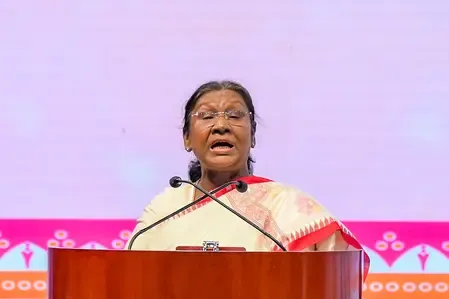राष्ट्रपति ने गवर्नर सीवी आनंद बोस का इस्तीफा किया स्वीकार, कई राज्यों में बदले गए राज्यपाल-उपराज्यपाल 
