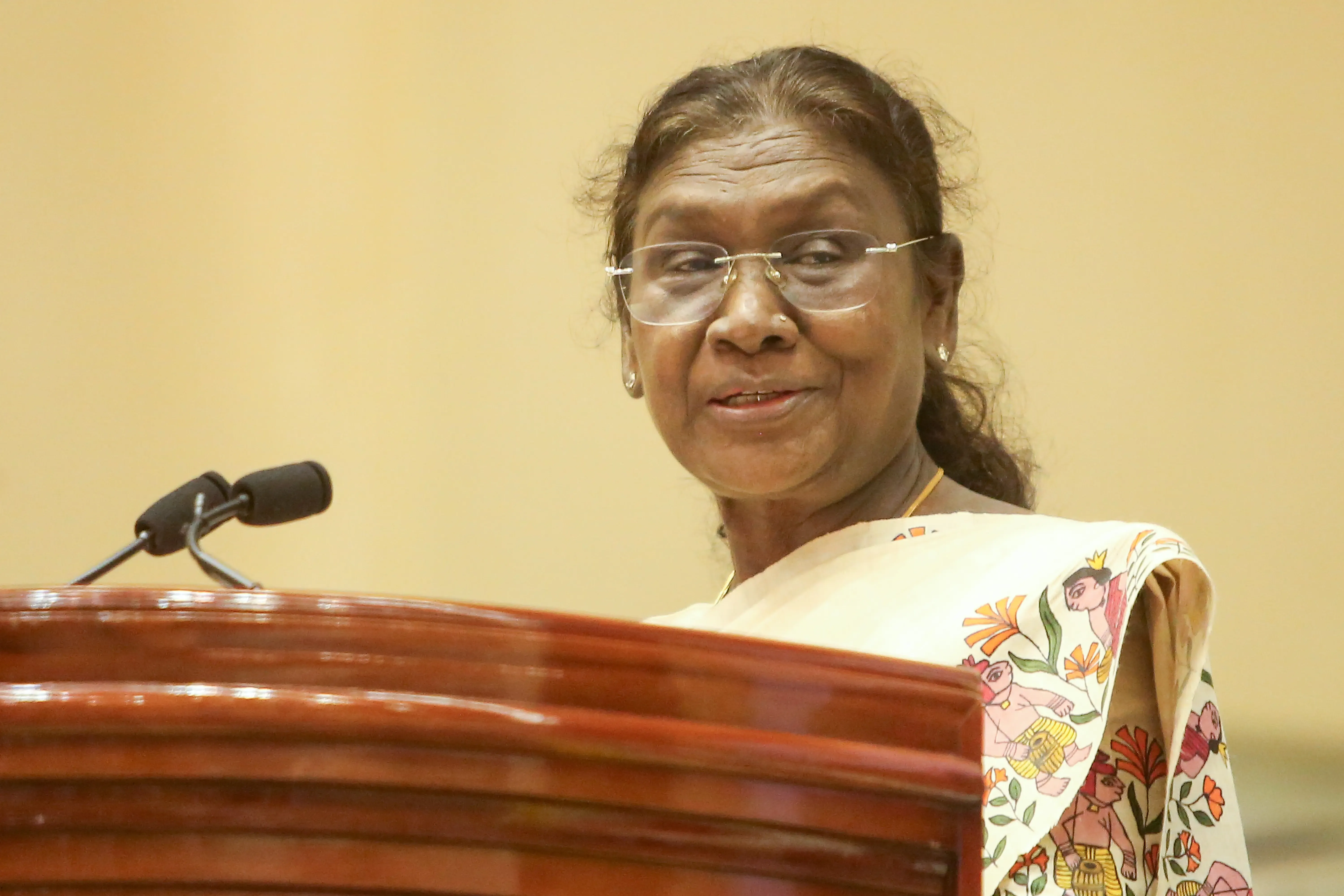 क्या राष्ट्रपति ने प्राकृतिक आपदाओं से हुए नुकसान पर दुख व्यक्त किया और लोगों से एकजुट रहने की अपील की?