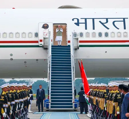 राष्ट्रपति प्रबोवो के गर्मजोशी भरे स्वागत से अभिभूत : पीएम मोदी