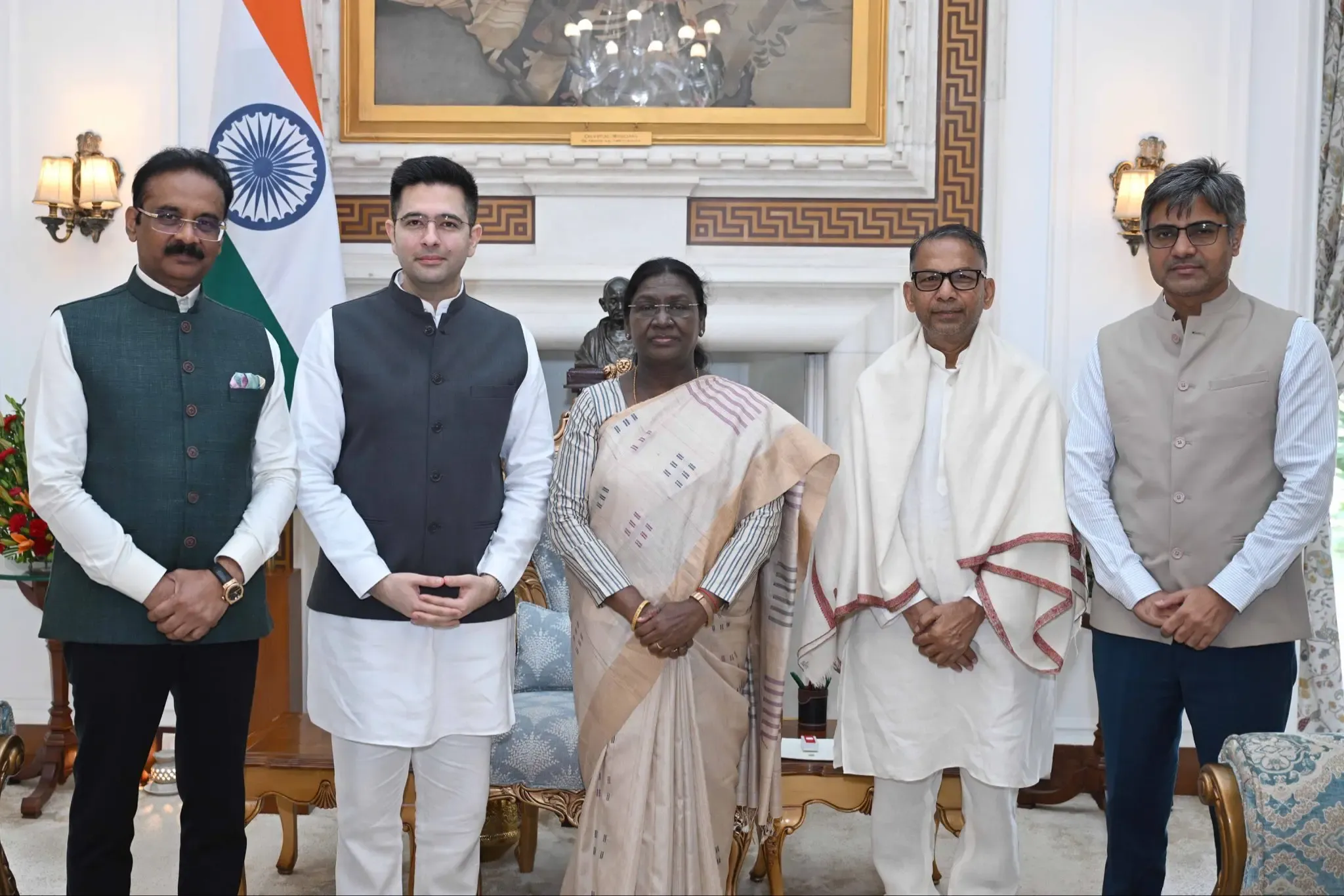 राघव चड्ढा ने राष्ट्रपति से की मुलाकात, AAP की पंजाब सरकार पर एजेंसियों के दुरुपयोग का आरोप