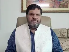 राज्यसभा सांसद पद से इस्तीफा दें मनोज झा : गौरव वल्लभ 