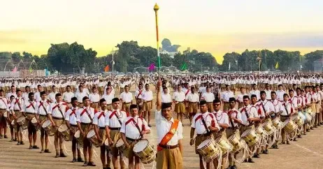 आरएसएस के 101वें स्थापना दिवस पर मुख्यमंत्रियों की बधाई, हेडगेवार को नमन