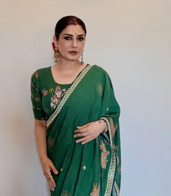 रवीना टंडन की मां के ₹25 लाख के गहने-घड़ियां चोरी, विश्वासघाती सहायिका राशि छाबड़िया गिरफ्तार