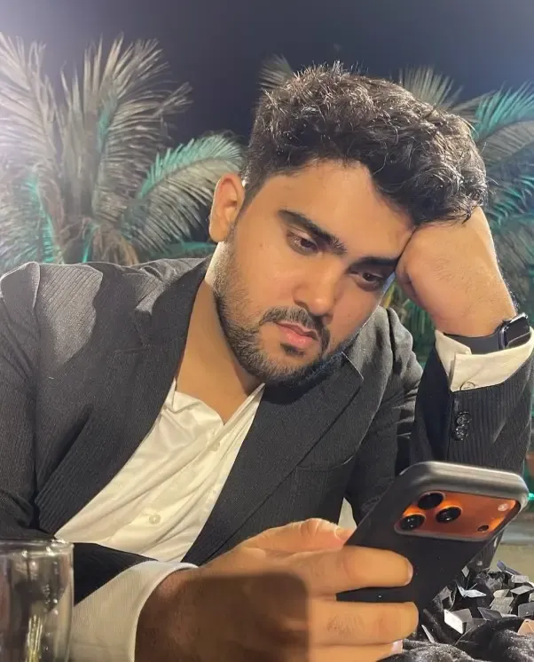 अमित विक्रम पांडेय ने रवि किशन की सराहना की, कहा- सर के बारे में बताना कम है