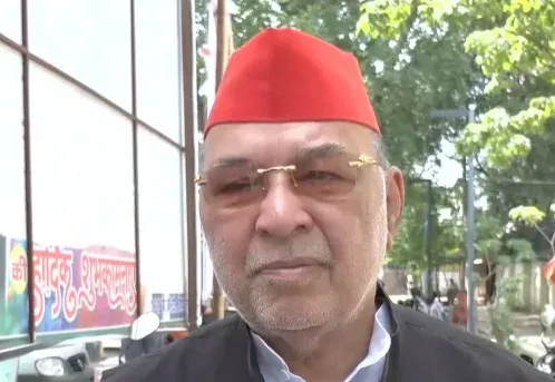 जावेद अली के विवादित बयान से सपा विधायक रविदास मेहरोत्रा ने बनाई दूरी, बोले — सपा सभी धर्मों का करती है सम्मान