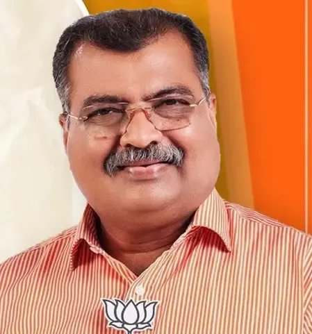 How did Ravindra Chavan become the unopposed Maharashtra BJP chief?