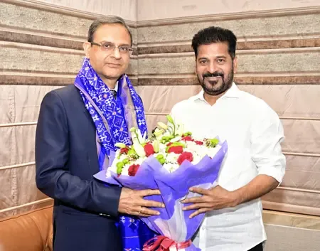 RBI Guv calls on Telangana CM, praises state's economic policies