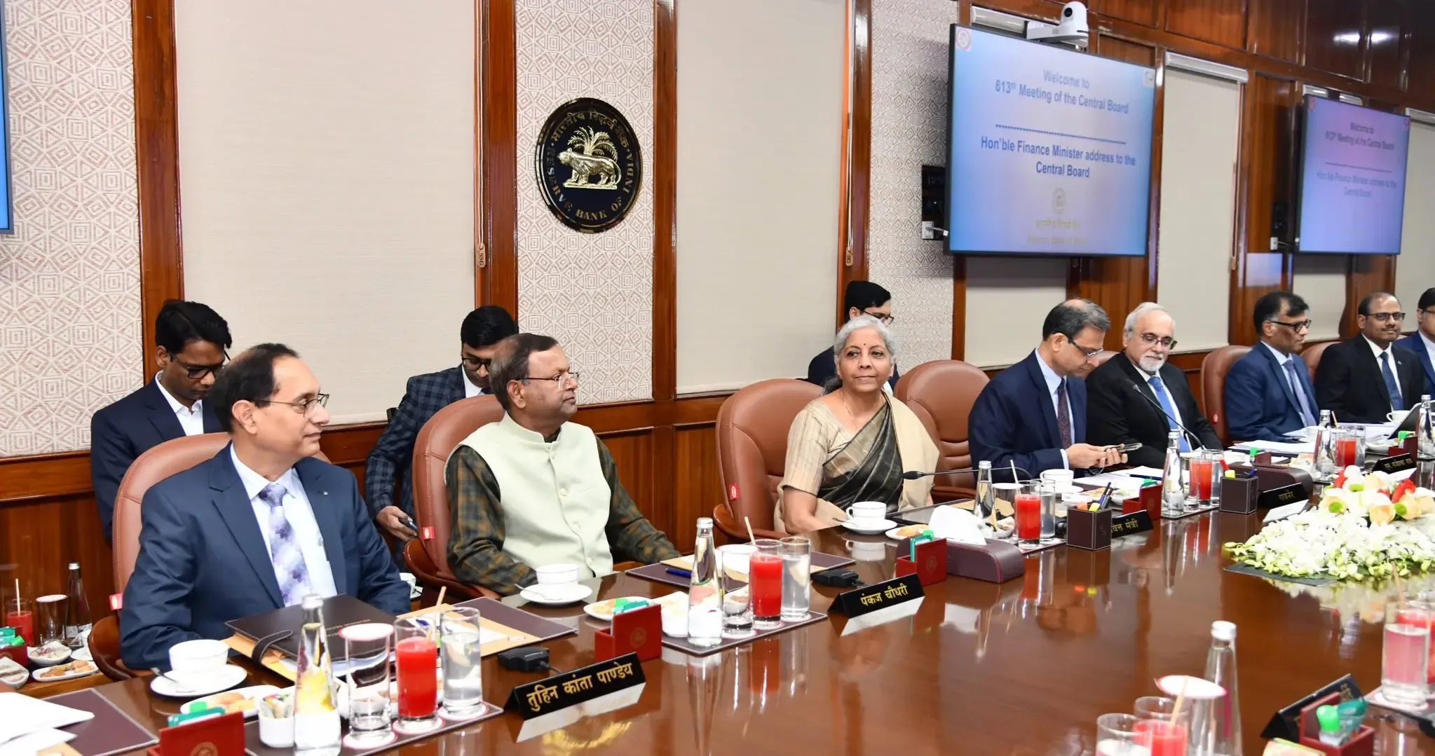 RBI Signals Future Actions to Maintain Liquidity, US Tariff Concerns to Ease Soon