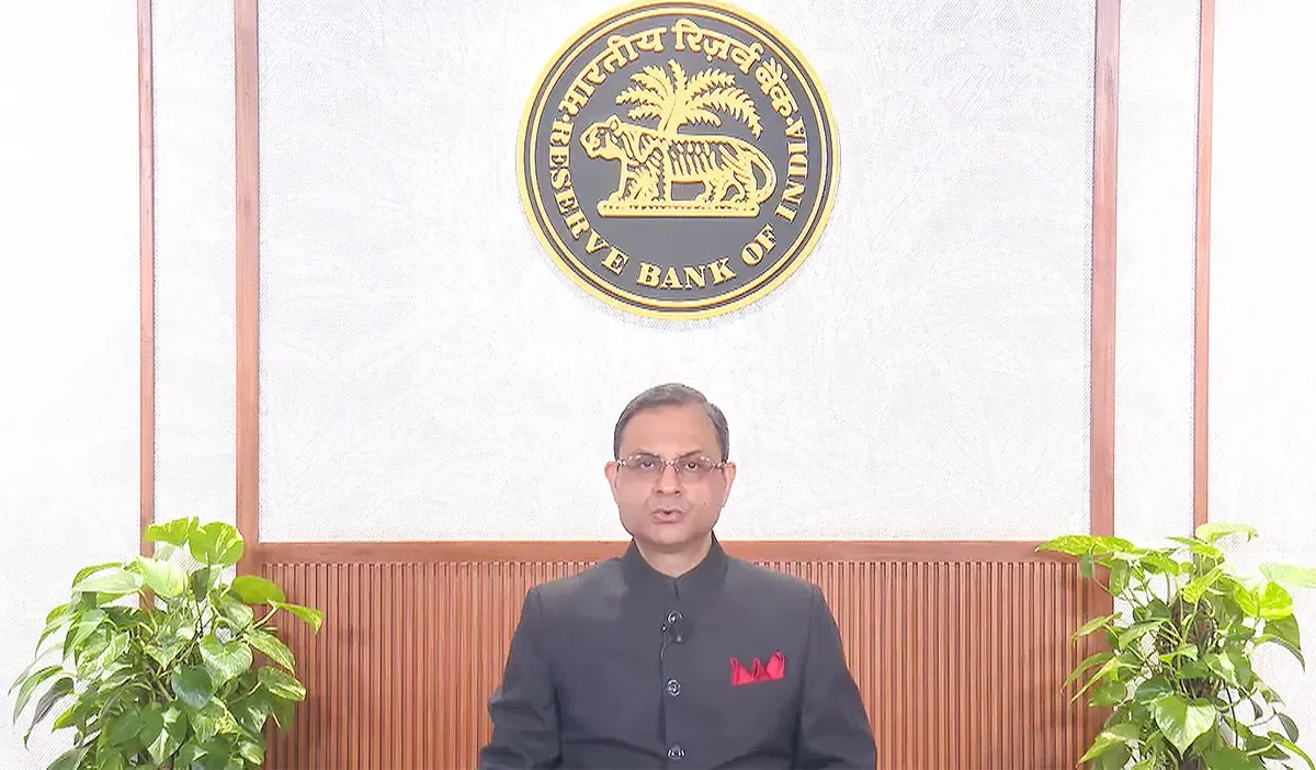 RBI Maintains Repo Rate at 5.25%25 Amid Global Challenges