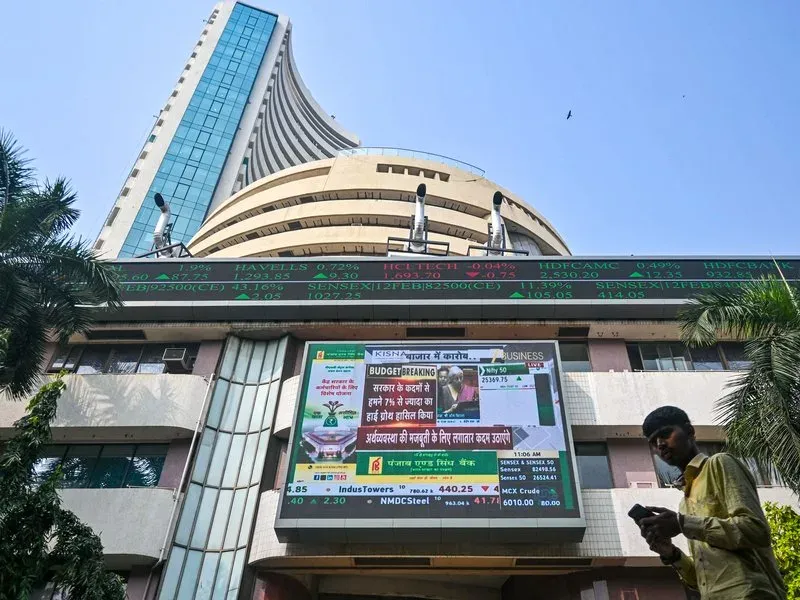 RBI policy decision, Q1 earnings to steer Dalal Street after 2.6% weekly rebound