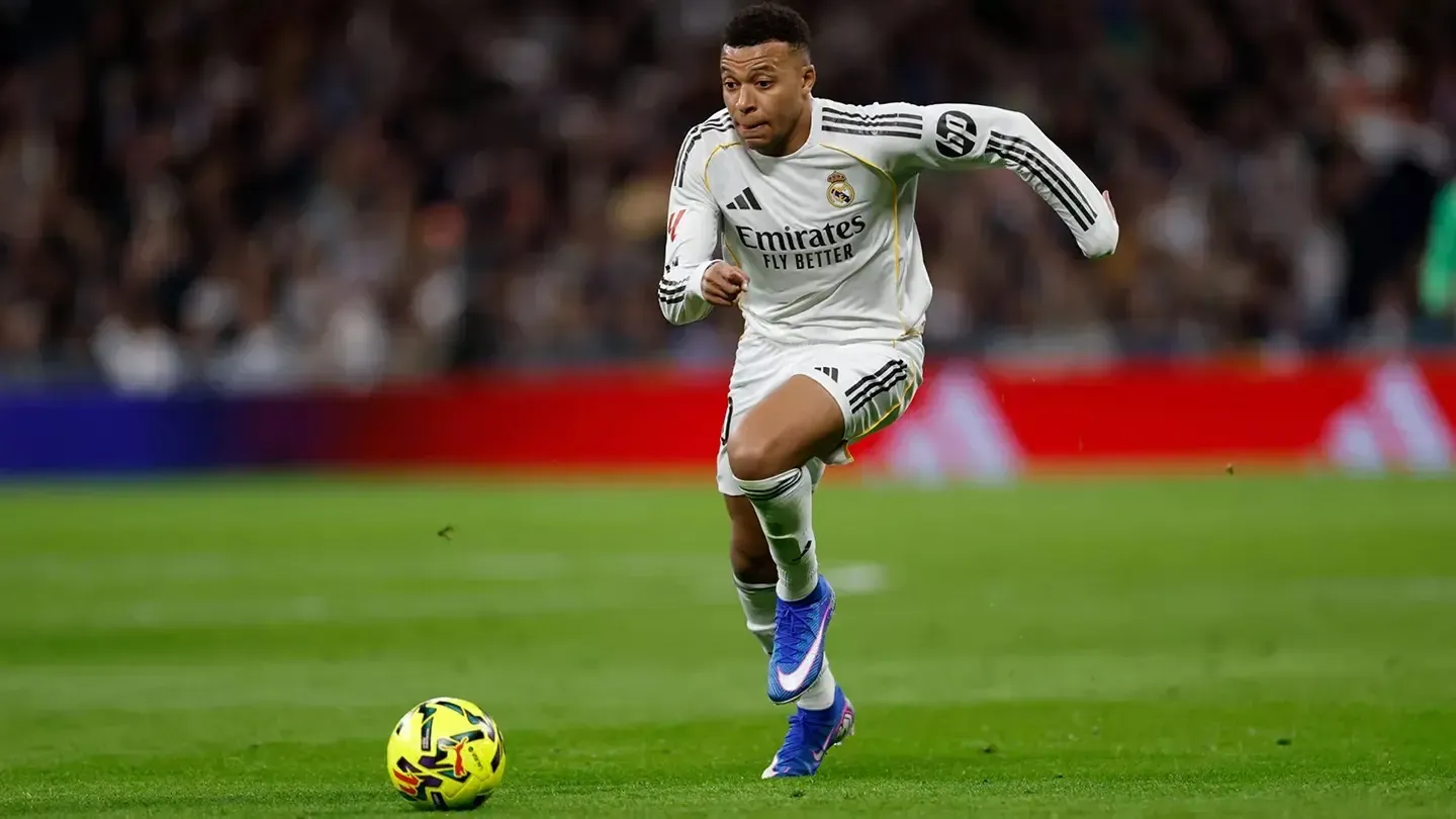 Will Kylian Mbappe's Knee Injury Keep Him Out for Three Weeks?