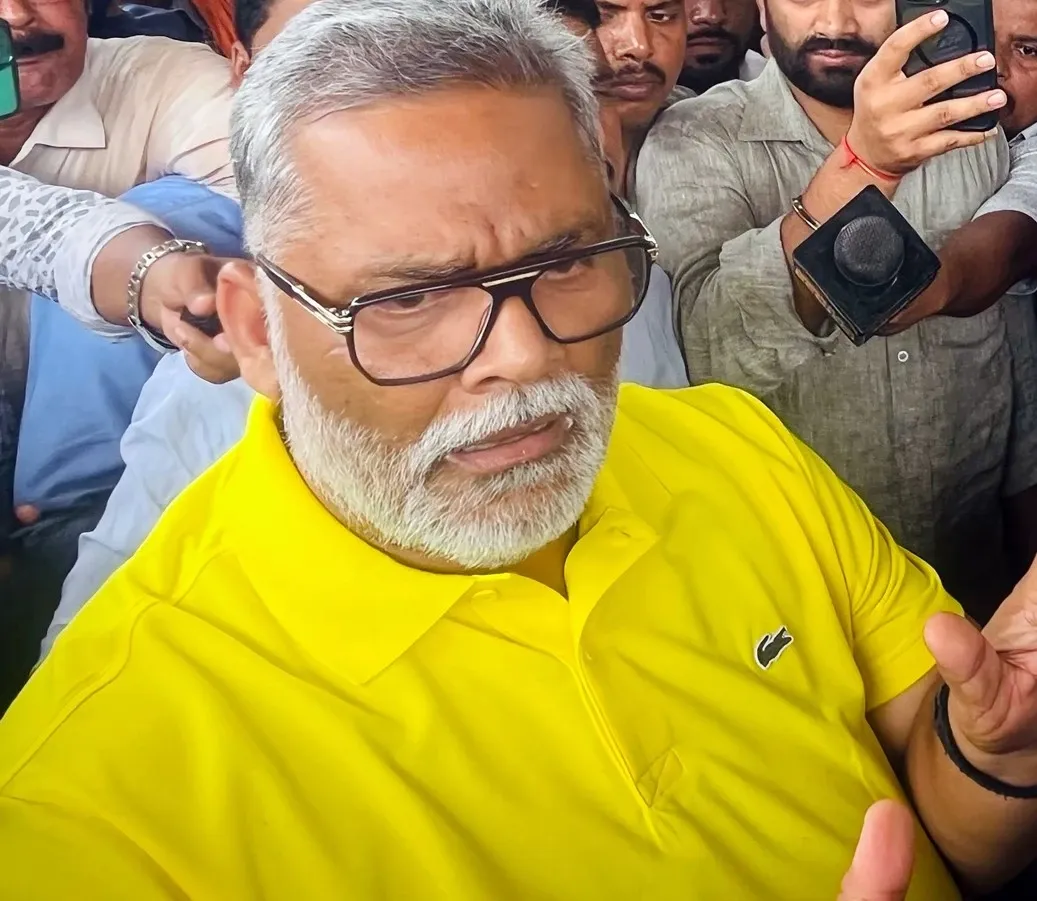 Did Pappu Yadav Receive a Threat Call Regarding the Paras Hospital Murder Case?