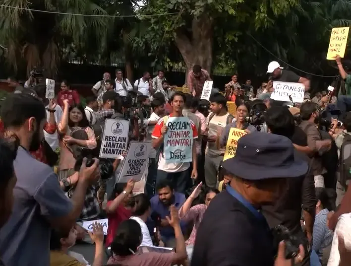Jantar Mantar de-notification: 'Reclaim' march held, several detained by Delhi Police