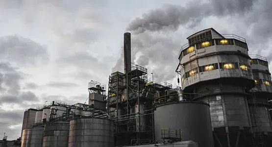 एशियाई रिफाइनिंग कंपनियों का 'सुनहरा दौर': डीजल मांग से HPCL, BPCL, IOC के शेयरों में उछाल