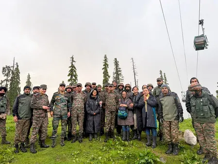 Gulmarg Gondola rescue: Rajnath Singh hails Army, NDRF for saving 300+ tourists