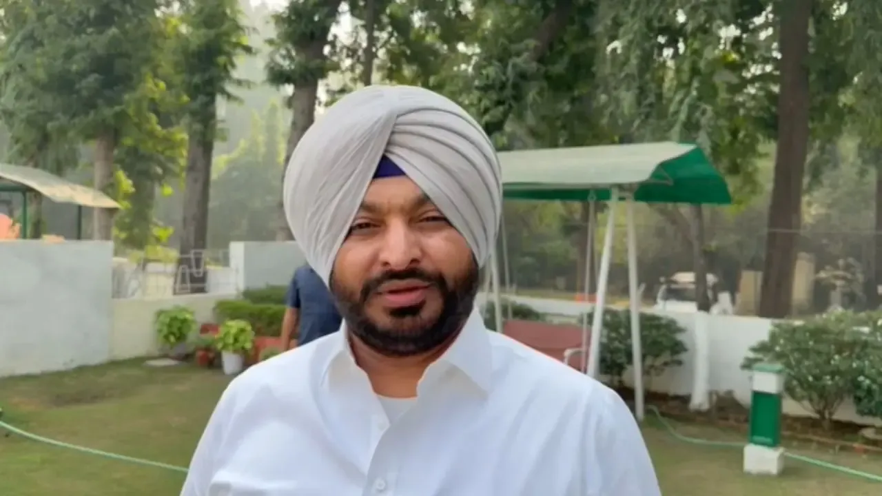 Union Minister Ravneet Bittu Urges Punjab Officials to Stay Clear of Municipal Elections