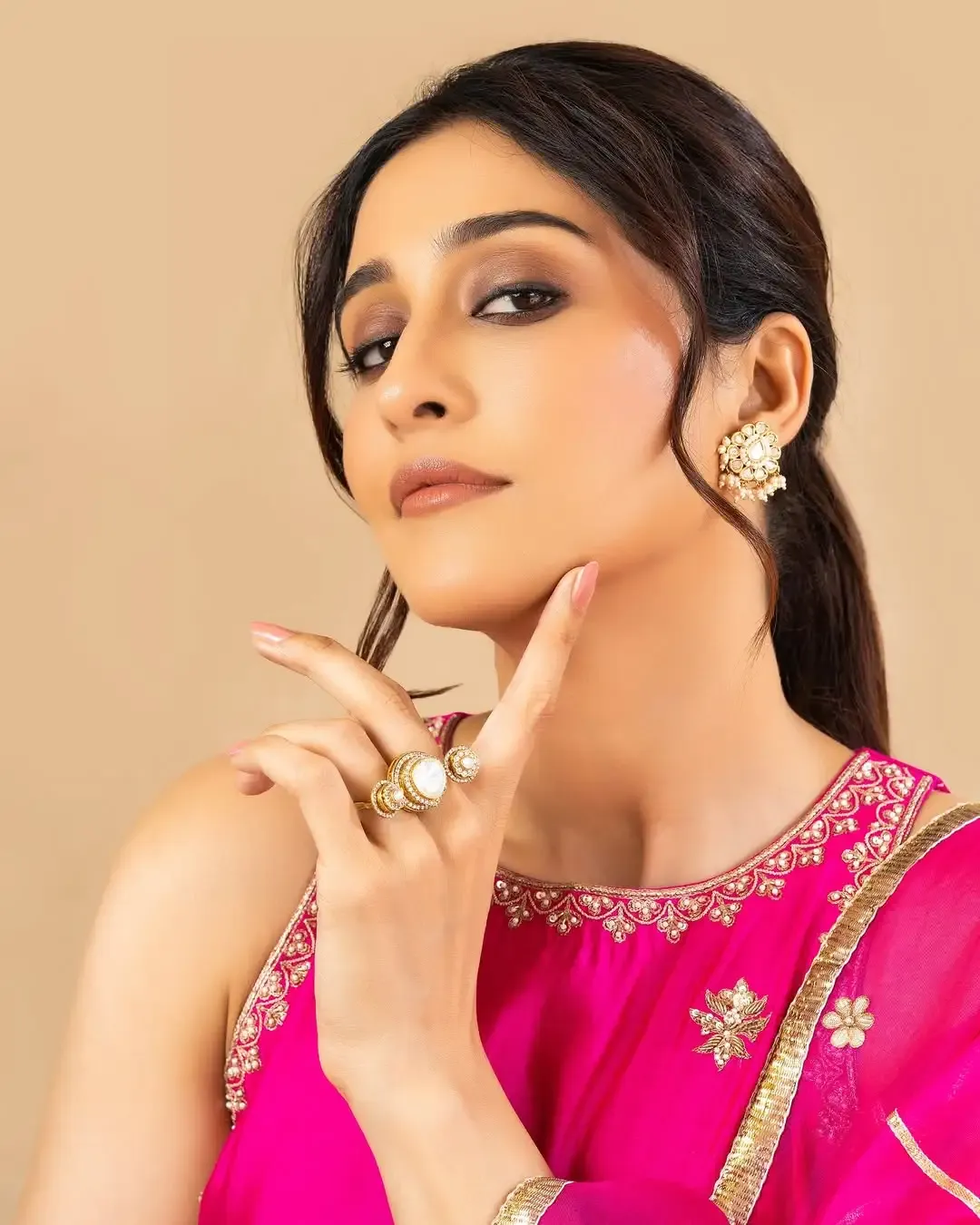 How Did Regena Cassandrra Land Her Debut Film?