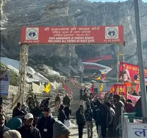 Registration Opens for Amarnath Yatra 2025 as Pilgrims Line Up at 540 Bank Branches