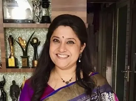 How does Renuka Shahane's ‘Uttar’ embody patience, love, and unspoken hope?