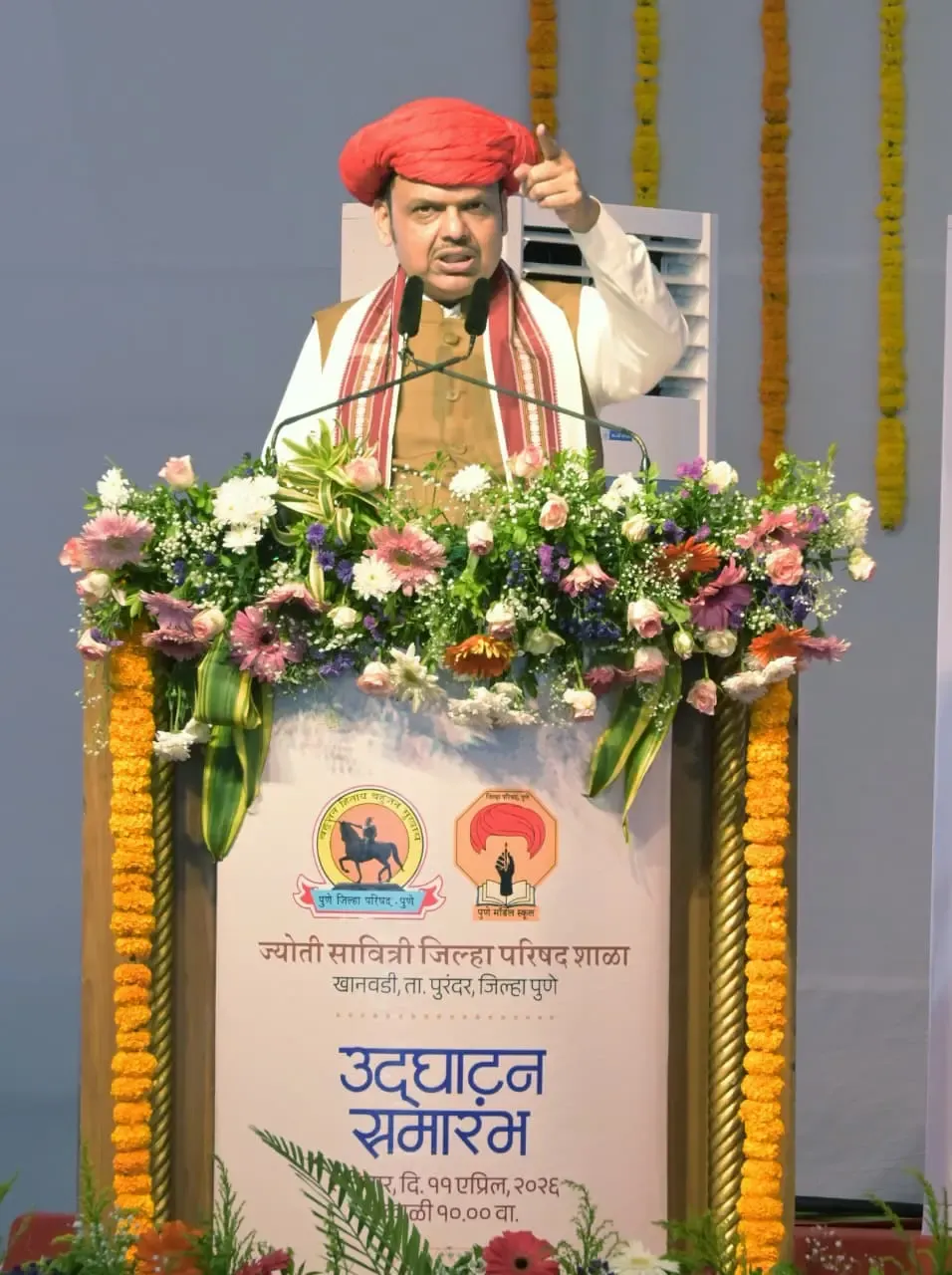 Maharashtra CM Calls Women's Reservation a Tribute to Mahatma Phule
