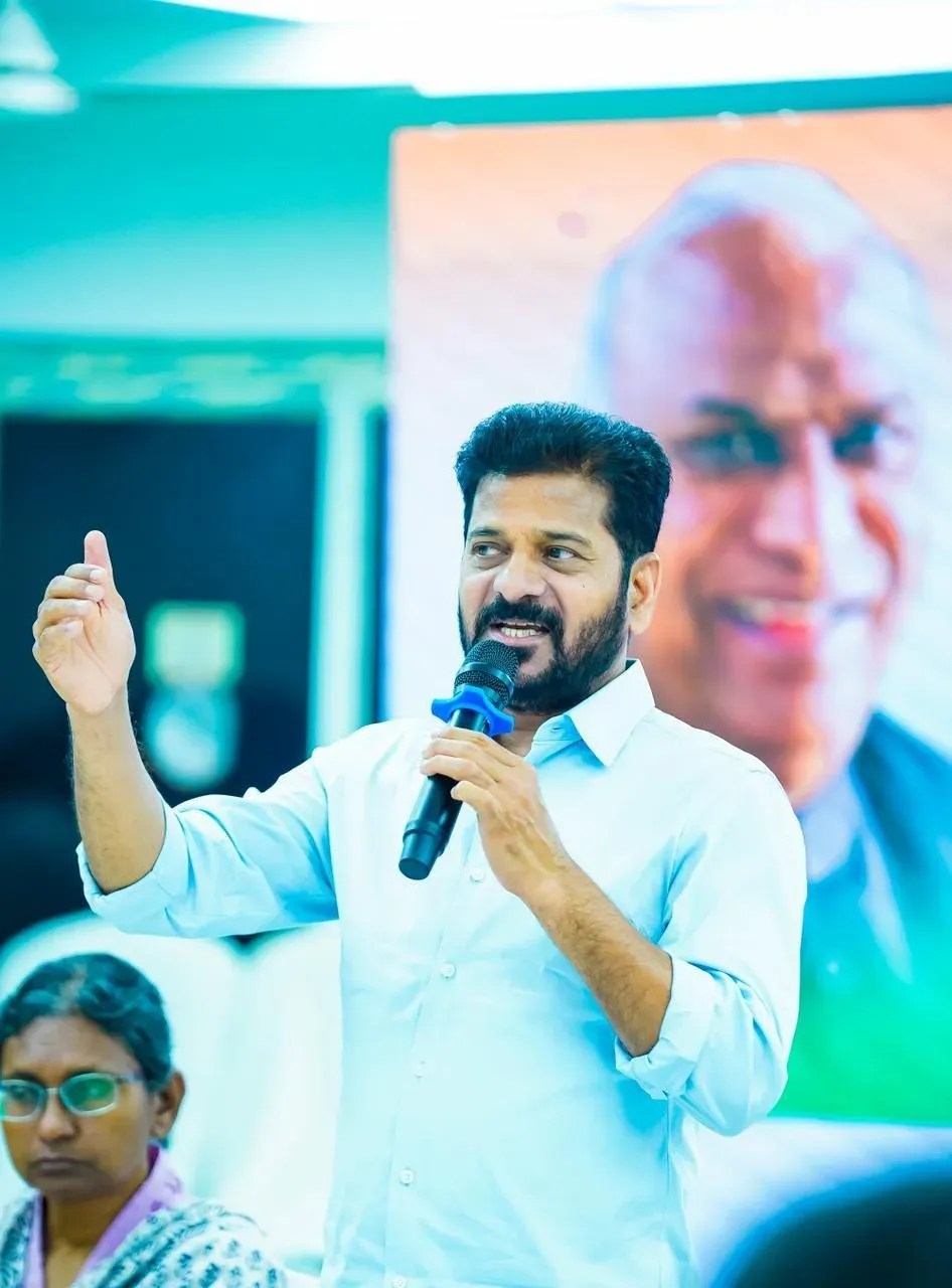 Revanth Reddy directs ministers to spend 3 days monthly with workers