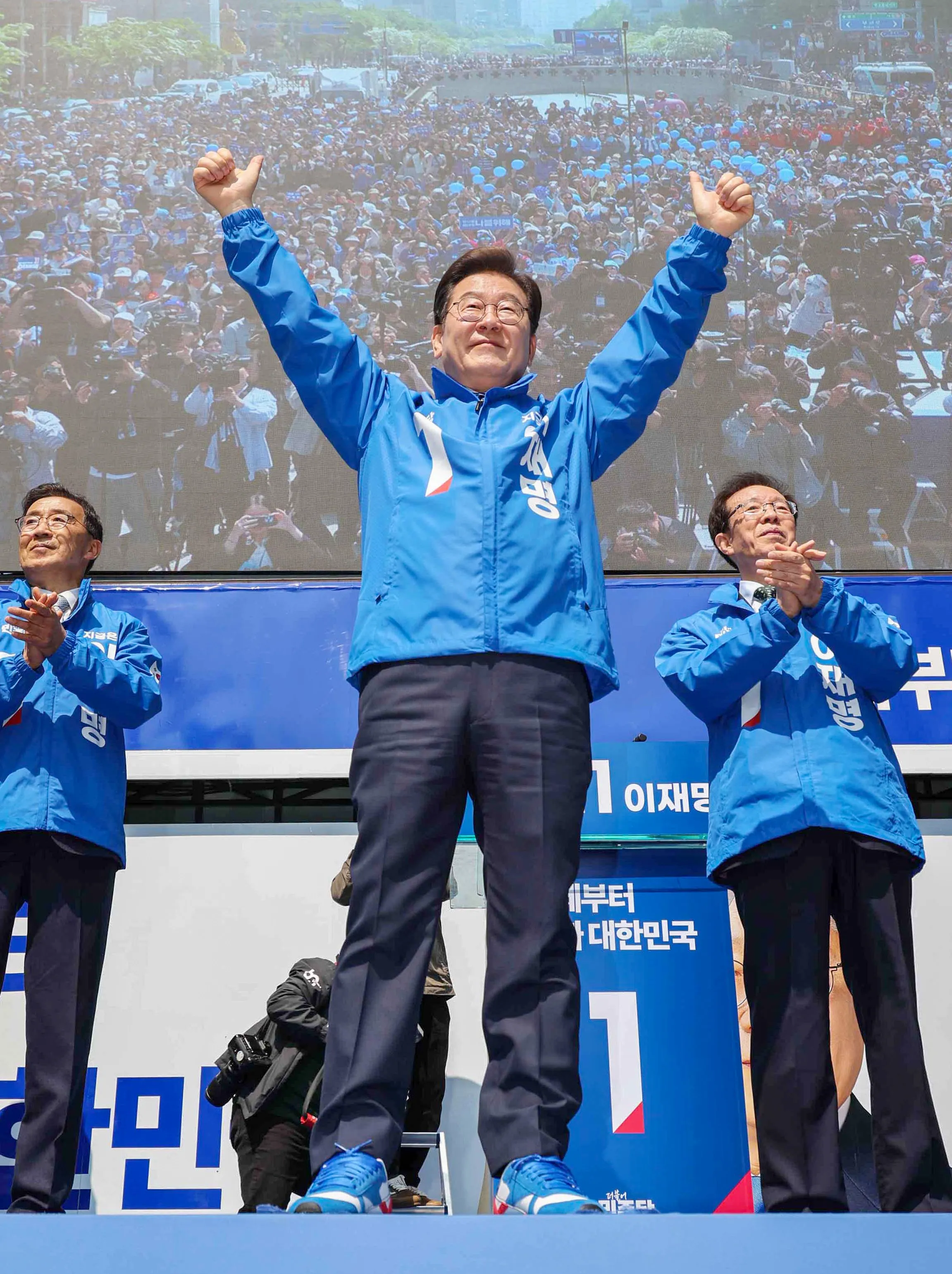 How Will President Lee Tackle the Economy Amid US Tariffs and Domestic Challenges?