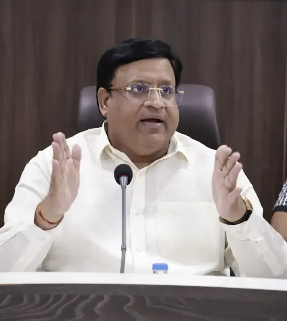 क्या रेवाड़ी में मंत्री विपुल गोयल ने एक्सईएन को चार्जशीट और डीटीपी को कारण बताओ नोटिस दिया?