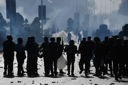 Human Rights Council Decries Arrest of Women Activists in Pakistan on International Women’s Day