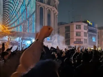 Human Rights Watch Critiques Iran's Violent Crackdown on Civilians