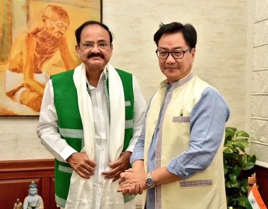 Rijiju Greets Former VP Venkaiah Naidu on Birthday