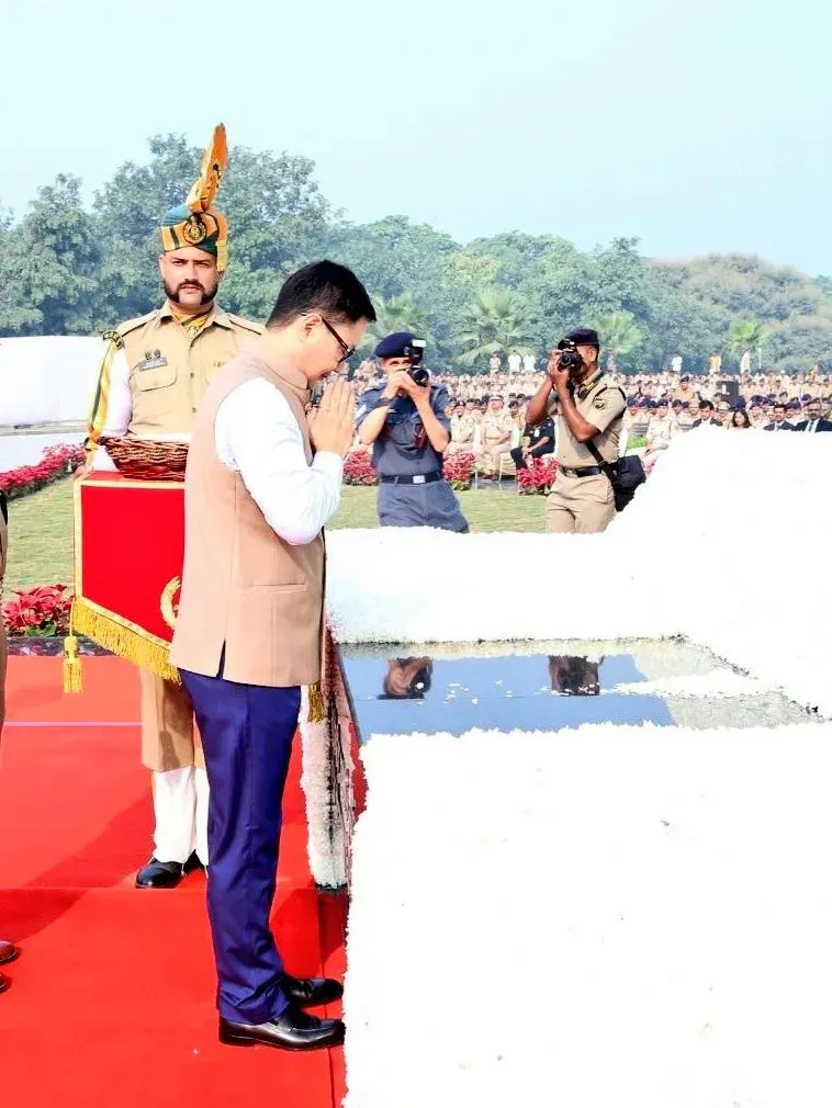 Rijiju honours police martyrs on Commemoration Day