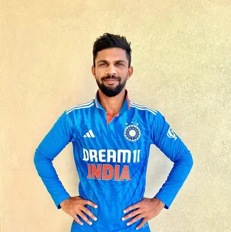 कप्तान ऋतुराज गायकवाड़ की शतकीय पारी, महाराष्ट्र ने उत्तराखंड को रौंदा